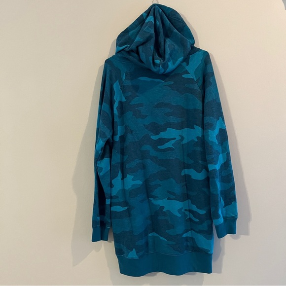 Relisted Victoria’s Secret Pink blue camouflage hoodie dress pockets oversized S - Picture 3 of 5